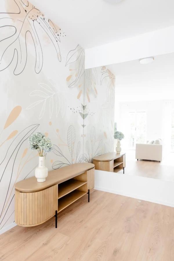 Luxury 2 Bedroom Apartament, Close To San Siro, Fiera And 10 Min Metro To Duomo Milano Eksteriør bilde