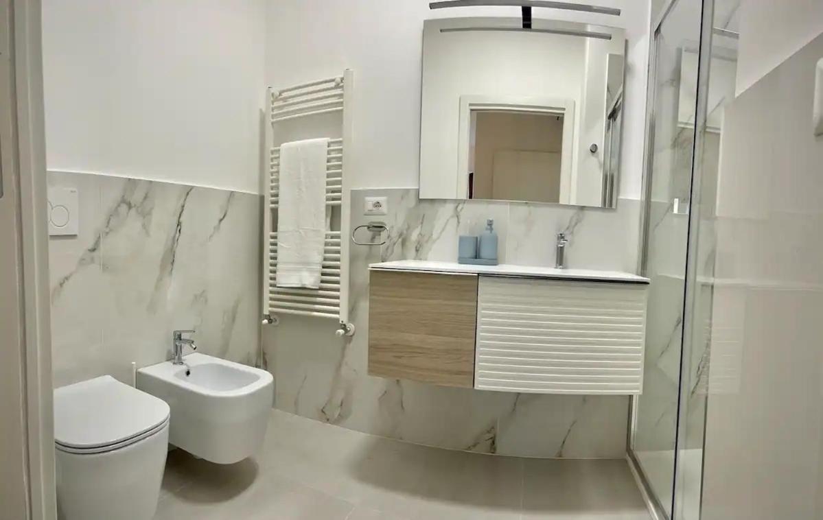 Luxury 2 Bedroom Apartament, Close To San Siro, Fiera And 10 Min Metro To Duomo Milano Eksteriør bilde